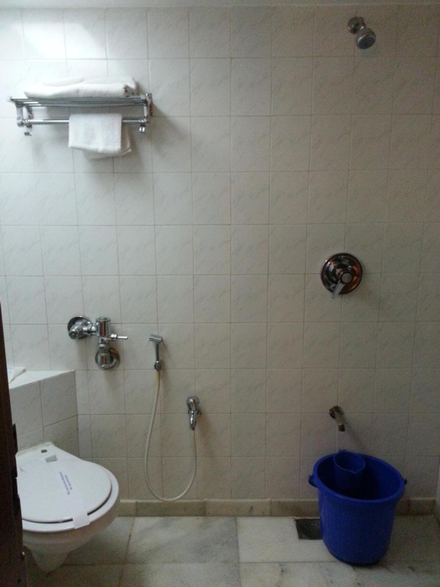 Hotel Ashray International, Sion - Near Bkc Mumbai Exteriör bild