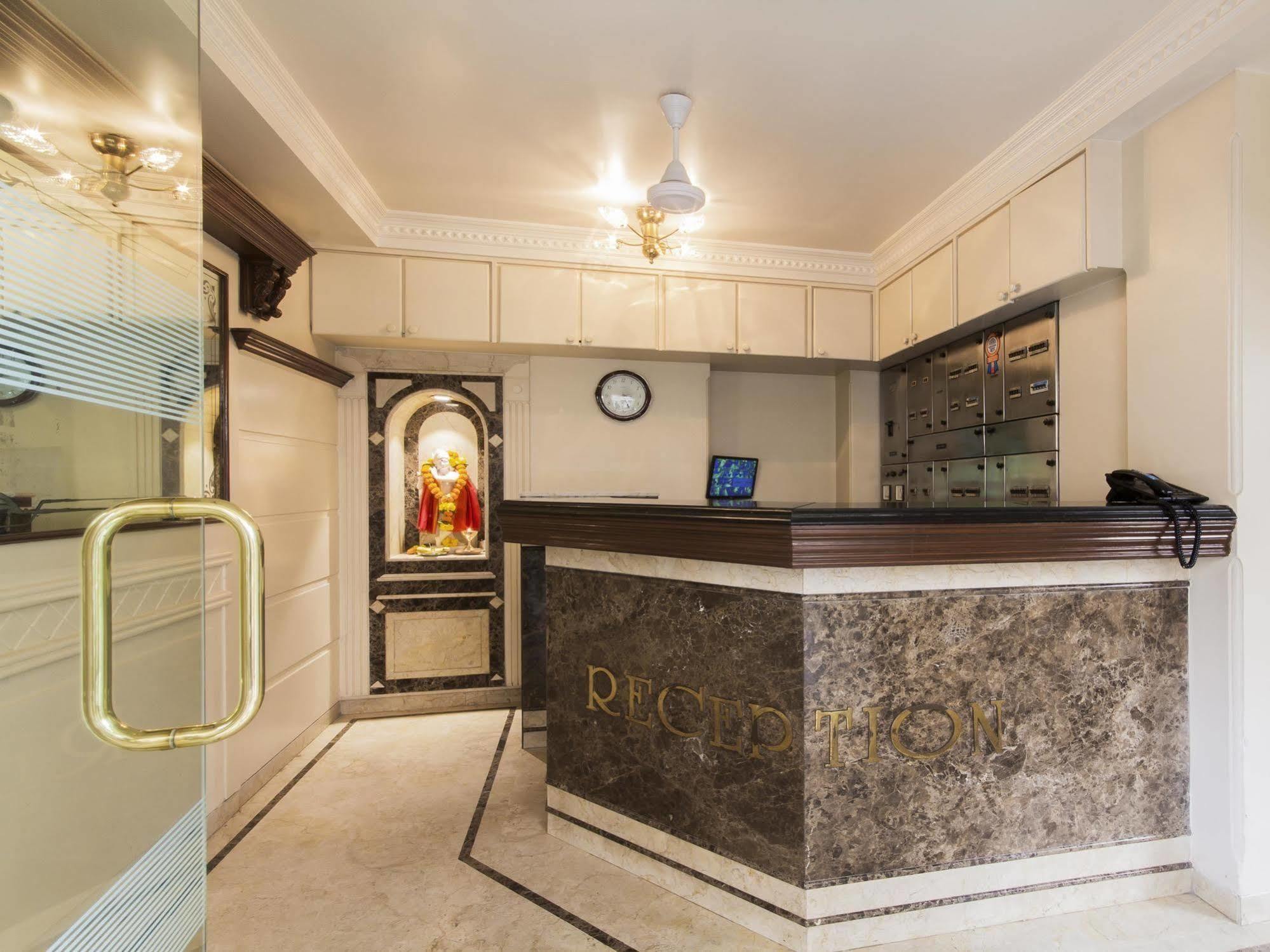Hotel Ashray International, Sion - Near Bkc Mumbai Exteriör bild