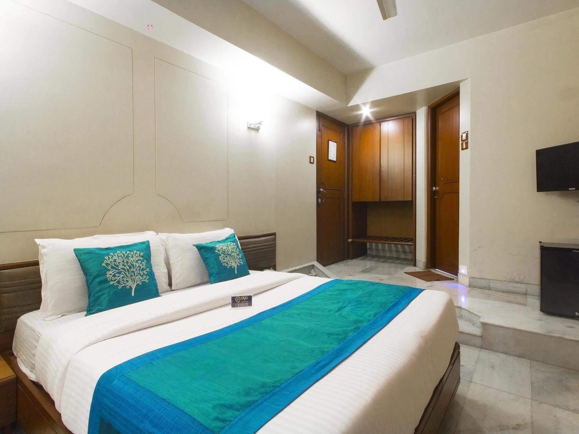 Hotel Ashray International, Sion - Near Bkc Mumbai Exteriör bild